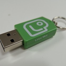 Linux Mint - Cinnamon op 64GB USB stick